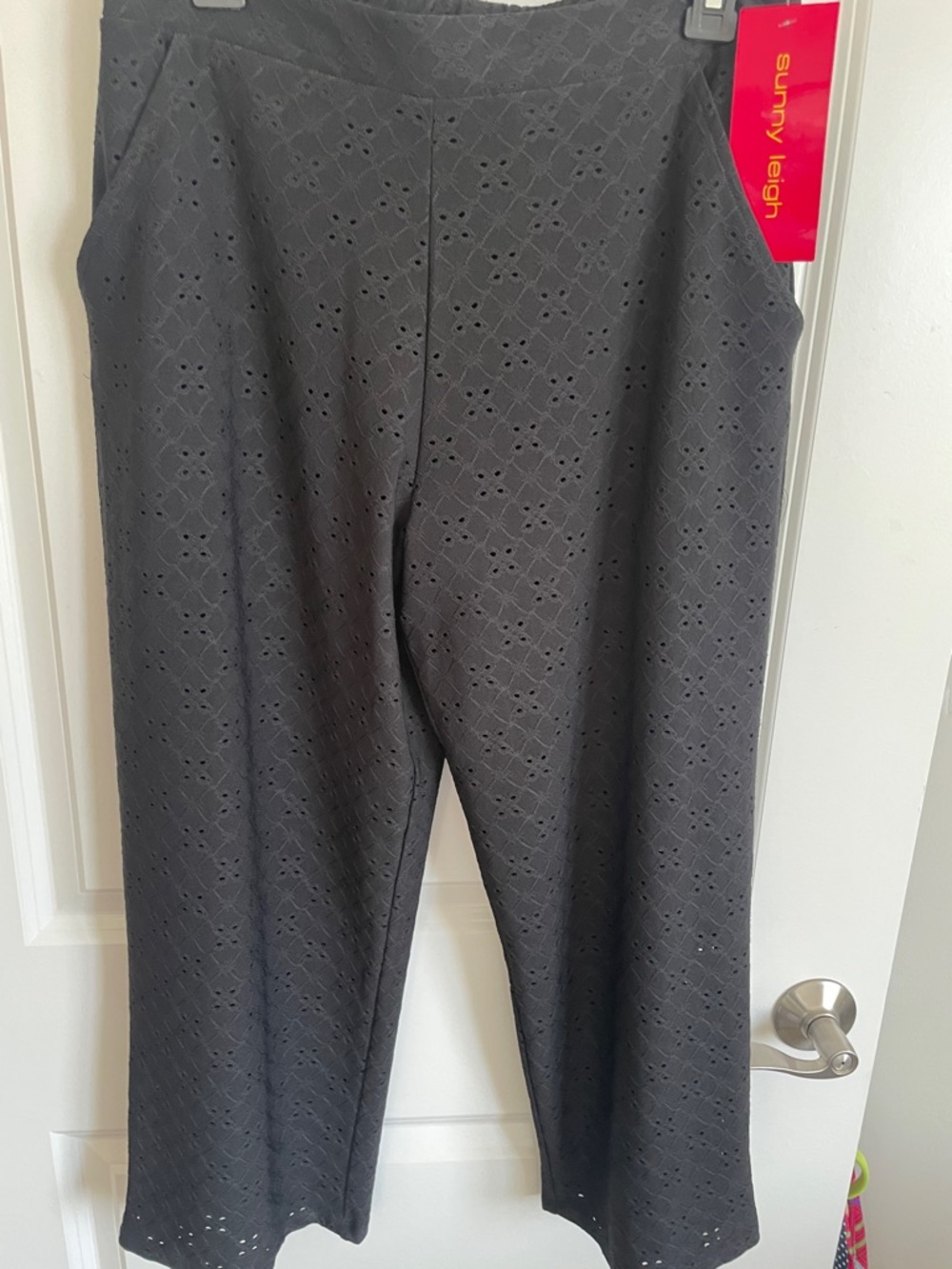 Sunny Leigh Black Eyelet cropped pullon pants pockets NWT